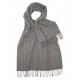 Grått overdimensjonert skjerf med hvite striper