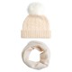 Off-white lue med dusk samt halsvarmer i kasjmir