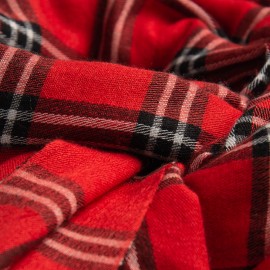 R&oslash;dt skotskrutet sjal i kasjmir og silke