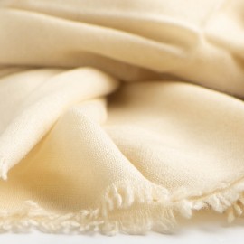 Off-white sjal i lerretveving