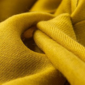 Karrygult pashmina sjal i 2 ply twill