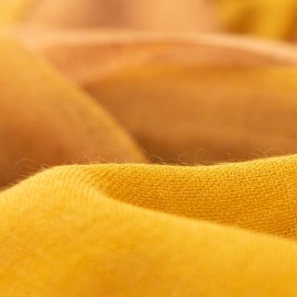 Stort rutete kasjmirsjal i karrigul og varm beige